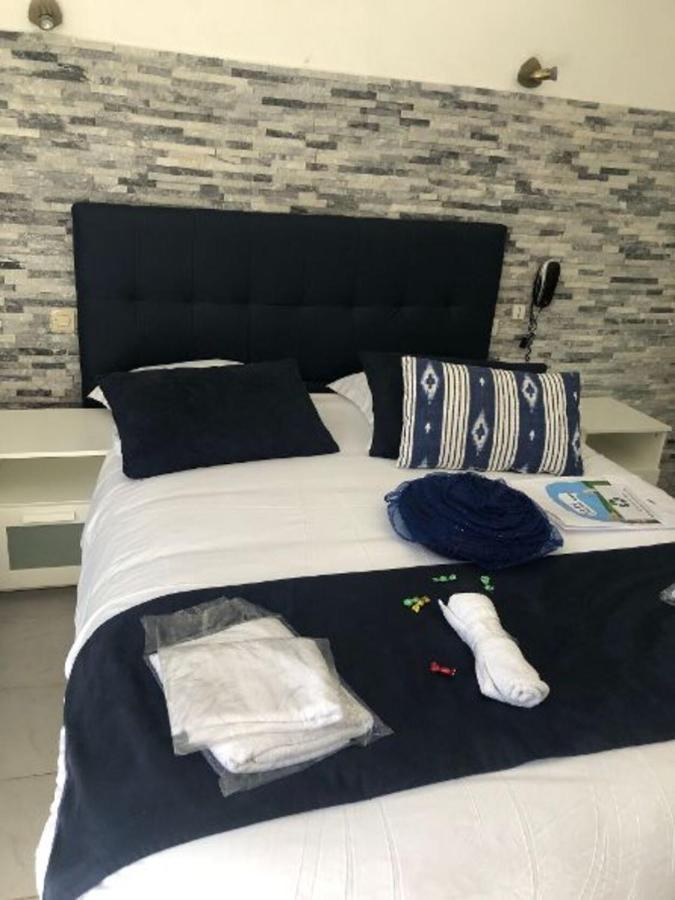 Hotel Les Mimosas Bormes-les-Mimosas Εξωτερικό φωτογραφία